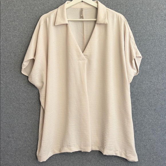 NEW! Woven Airflow Collared V-Neck Short Sleeve Top-L/XL Sand Beige - Picture 3 of 9